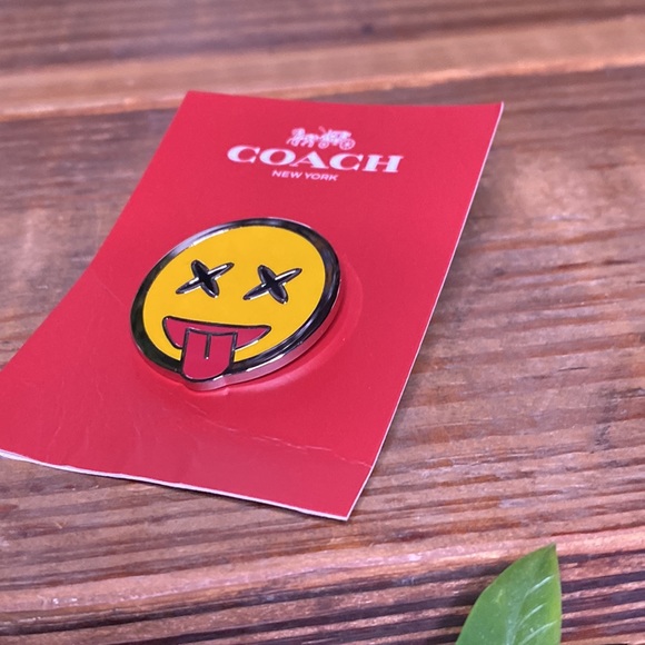 Coach Cute Yellow Emoji Sticking His Tongue Out with X for Eyes Enamel Pin 😝 - Picture 3 of 11